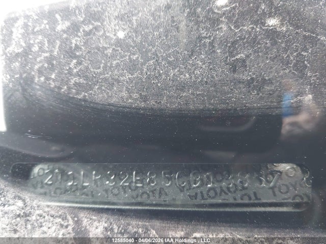 2005 Toyota Matrix Xr მანქანა იყიდება აუქციონზე, vin: 2T1LR32E85C913857, აუქციონის ნომერი: 12585040