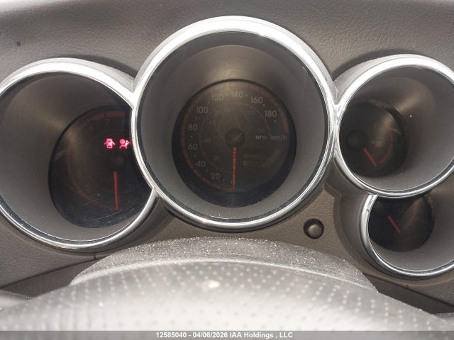 2005 Toyota Matrix Xr მანქანა იყიდება აუქციონზე, vin: 2T1LR32E85C913857, აუქციონის ნომერი: 12585040