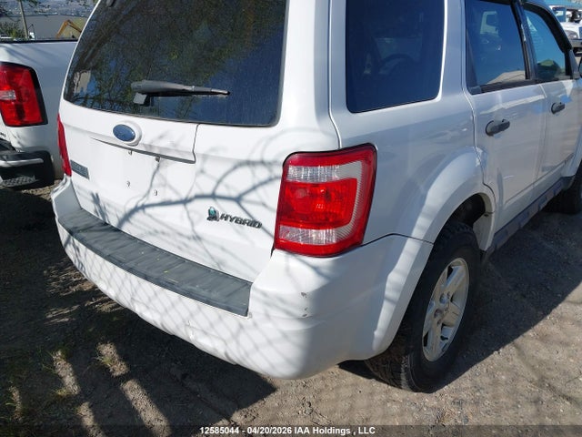 12585044 :رقم المزاد ، 1FMCU49HX8KA31978 vin ، 2008 Ford Escape Hev مزاد بيع