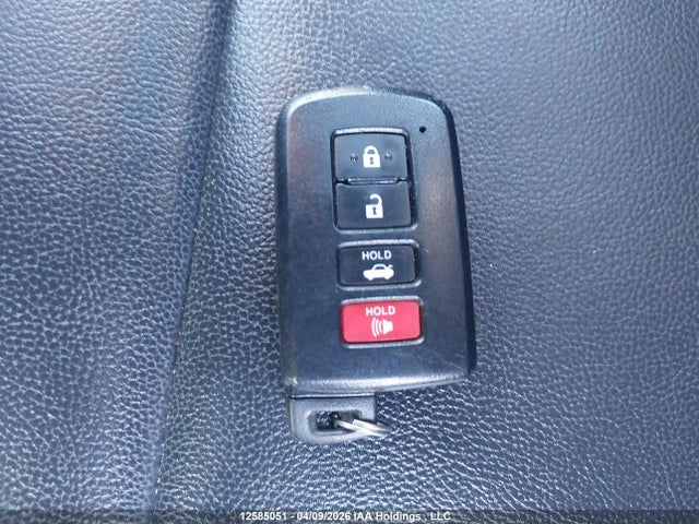 Продажа на аукционе авто 2018 Toyota Corolla L/le/xle/se/xse, vin: 2T1BURHE3JC983233, номер лота: 12585051
