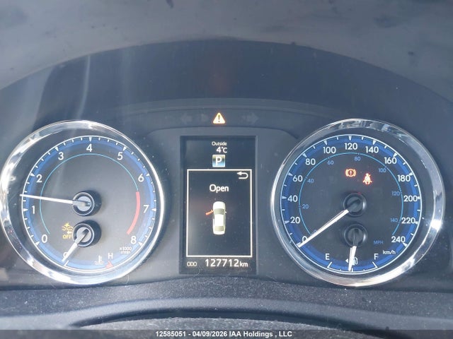 Продажа на аукционе авто 2018 Toyota Corolla L/le/xle/se/xse, vin: 2T1BURHE3JC983233, номер лота: 12585051