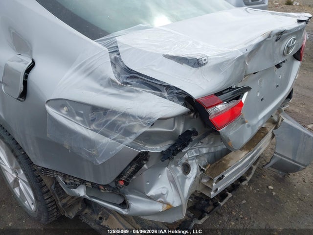 4T1G11AK6MU462767 Toyota CAMRY SE