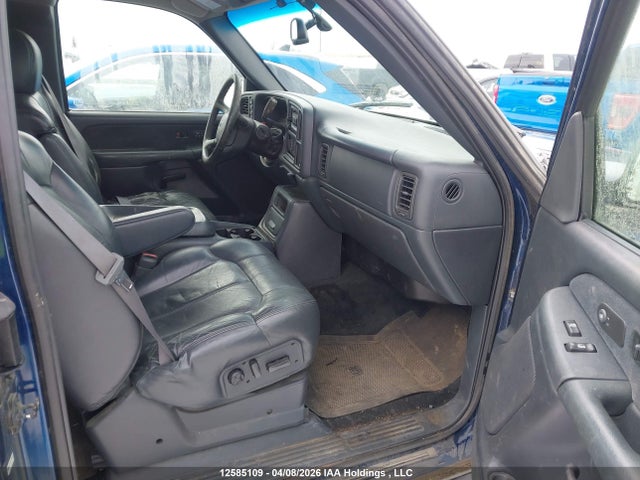 12585109 :رقم المزاد ، 2GTEK19TX11262049 vin ، 2001 Gmc New Sierra K1500 مزاد بيع