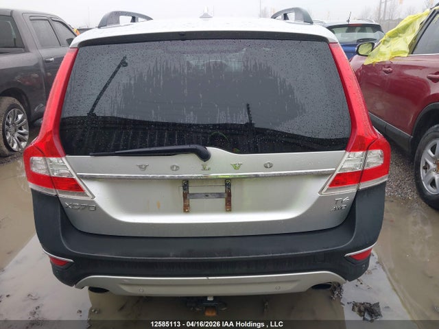 YV4902NM2F1214115 Volvo Xc70 T6/platinum