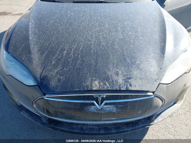 Продаж на аукціоні авто 2014 Tesla Model S, vin: 5YJSA1H16EFP48592, номер лоту: 12585120