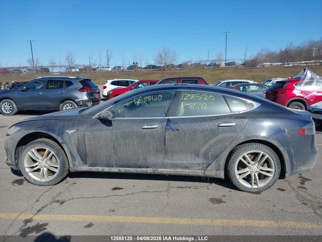 Продаж на аукціоні авто 2014 Tesla Model S, vin: 5YJSA1H16EFP48592, номер лоту: 12585120