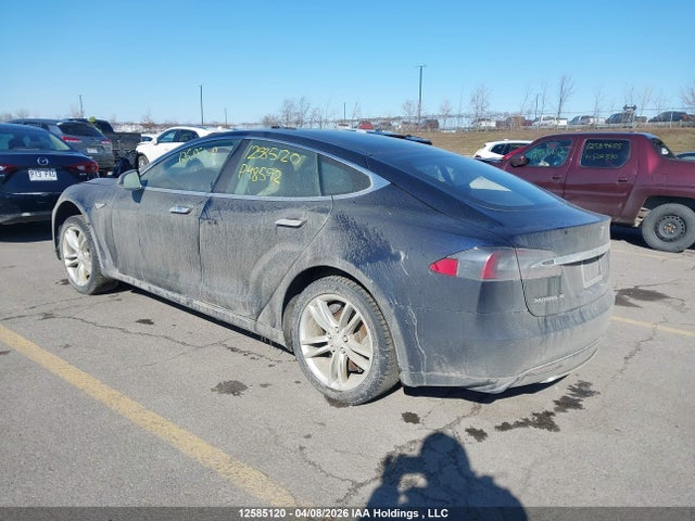 Продаж на аукціоні авто 2014 Tesla Model S, vin: 5YJSA1H16EFP48592, номер лоту: 12585120