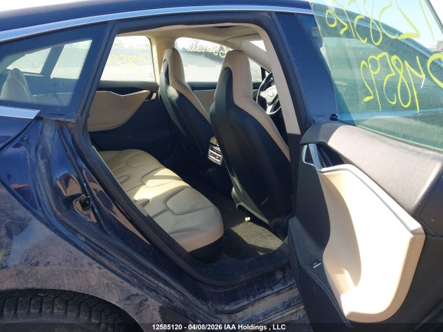 Продаж на аукціоні авто 2014 Tesla Model S, vin: 5YJSA1H16EFP48592, номер лоту: 12585120