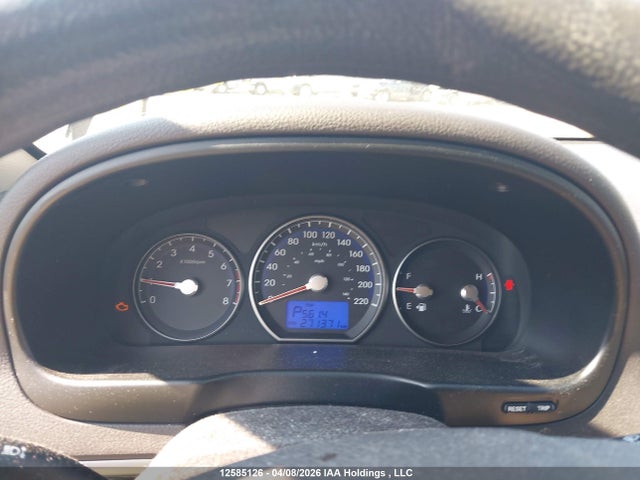12585126 :رقم المزاد ، 5XYZG3AB8BG083100 vin ، 2011 Hyundai Santa Fe مزاد بيع