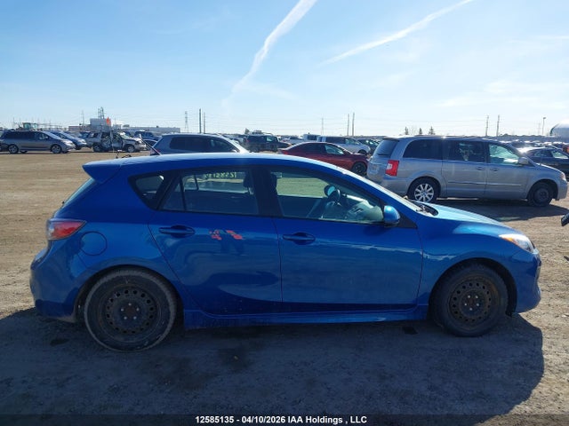 12585135 :رقم المزاد ، JM1BL1L76C1638136 vin ، 2012 Mazda 3 I مزاد بيع