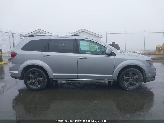 3C4PDDGGXKT774307 Dodge Journey Crossroad