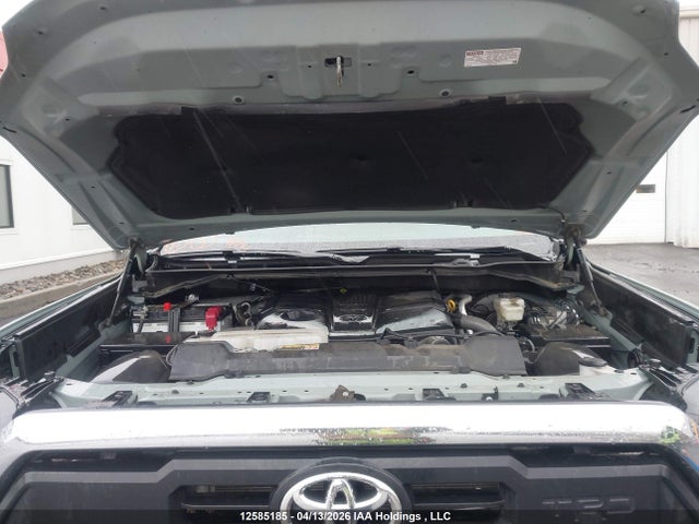12585185 :رقم المزاد ، 5TFLA5EC6RX023779 vin ، 2024 Toyota Tundra Crewmax Sr5 مزاد بيع