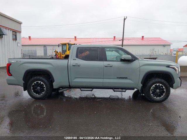 12585185 :رقم المزاد ، 5TFLA5EC6RX023779 vin ، 2024 Toyota Tundra Crewmax Sr5 مزاد بيع