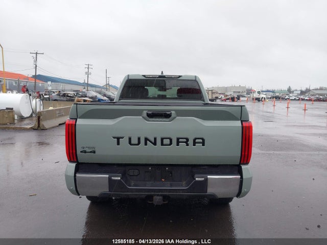 12585185 :رقم المزاد ، 5TFLA5EC6RX023779 vin ، 2024 Toyota Tundra Crewmax Sr5 مزاد بيع