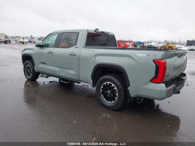 12585185 :رقم المزاد ، 5TFLA5EC6RX023779 vin ، 2024 Toyota Tundra Crewmax Sr5 مزاد بيع