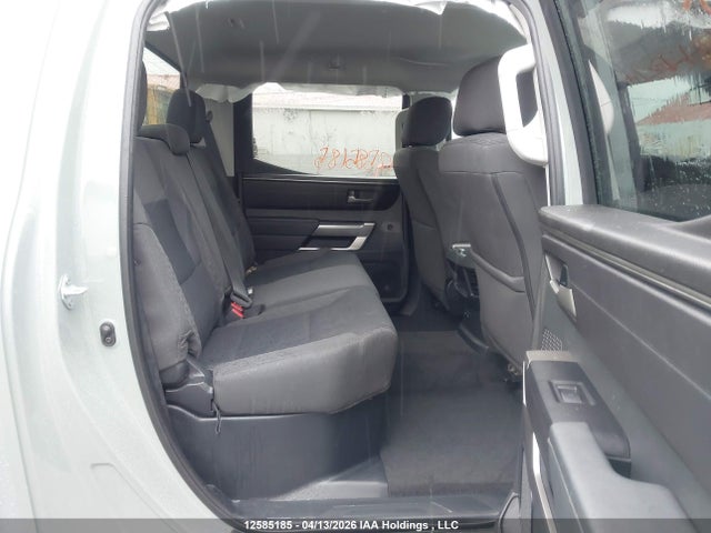 12585185 :رقم المزاد ، 5TFLA5EC6RX023779 vin ، 2024 Toyota Tundra Crewmax Sr5 مزاد بيع