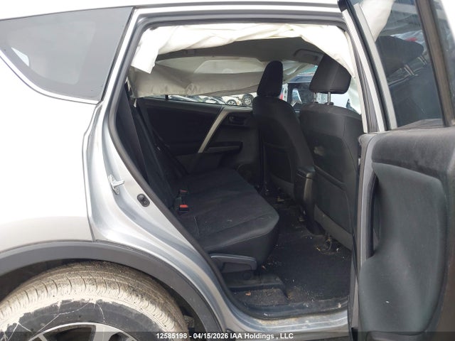 12585198 :رقم المزاد ، 2T3ZFREV0JW460254 vin ، 2018 Toyota Rav4 مزاد بيع