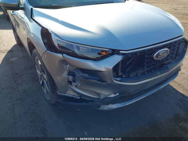 12585213 :رقم المزاد ، 1FMCU9JA7RUA51770 vin ، 2024 Ford Escape Platinum مزاد بيع