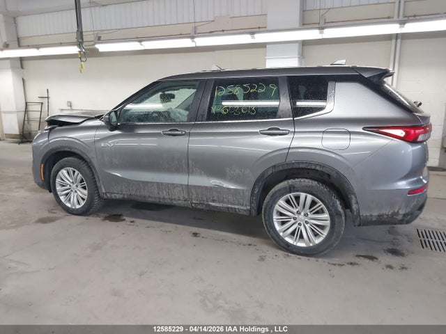 Mitsubishi OUTLANDER PHEV 2023 JA4T5TA94PZ603613 Image 15
