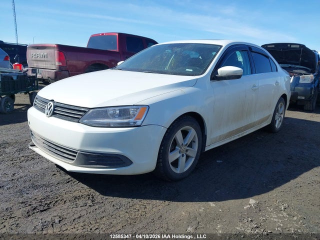 3VWD07AJ4EM336947 Volkswagen Jetta 1.8 Tsi Comfortline