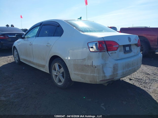 3VWD07AJ4EM336947 Volkswagen Jetta 1.8 Tsi Comfortline