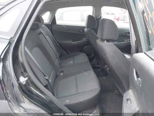 KM8K12AB3PU045627 Hyundai Kona Essential