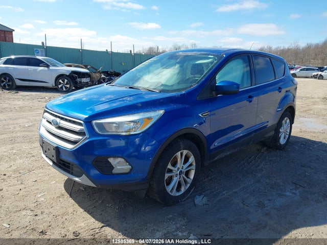 1FMCU9GDXHUB70378 Ford ESCAPE SE