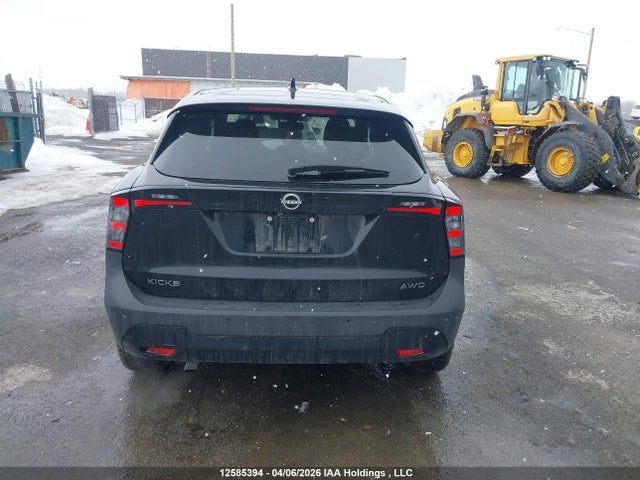 3N8AP6CB2SL373888 Nissan KICKS SV