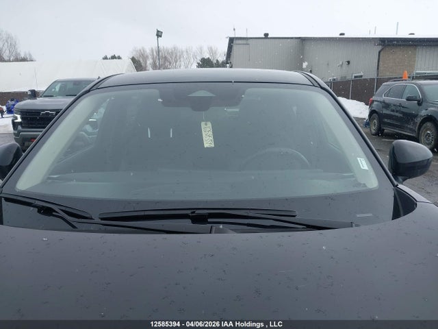 3N8AP6CB2SL373888 Nissan KICKS SV