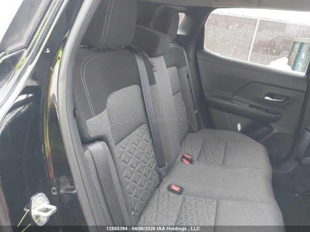 3N8AP6CB2SL373888 Nissan KICKS SV