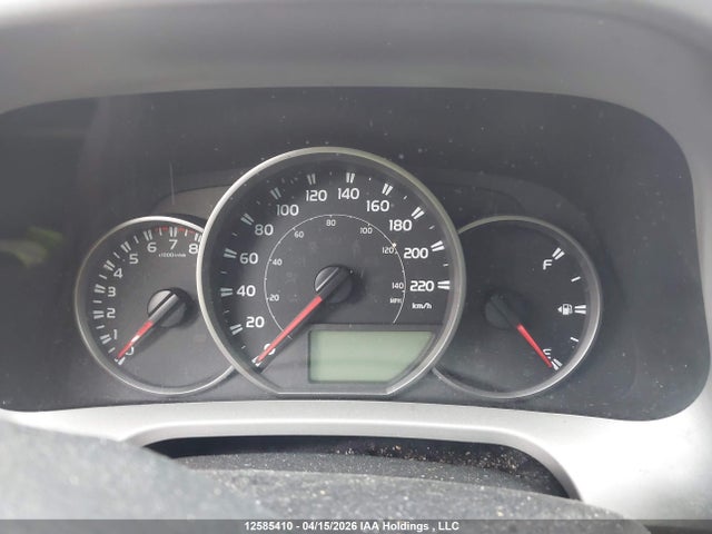 2T3ZFREV5GW304588 Toyota RAV4 LE