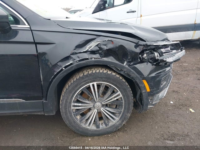 Auction sale of the 2018 Volkswagen Tiguan, vin: 3VV4B7AX7JM109037, lot number: 12585415