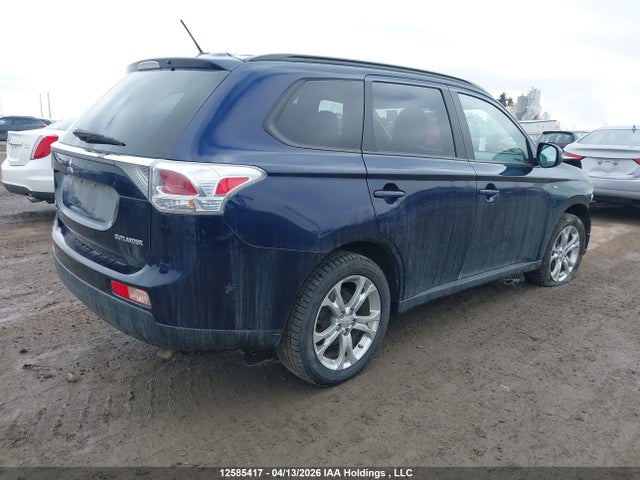 JA4JZ3AX2EZ602659 Mitsubishi Outlander Se