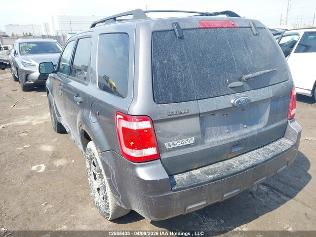 2011 Ford Escape Xlt მანქანა იყიდება აუქციონზე, vin: 1FMCU0D79BKA76957, აუქციონის ნომერი: 12585435