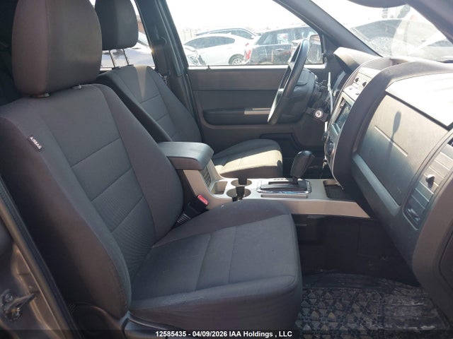2011 Ford Escape Xlt მანქანა იყიდება აუქციონზე, vin: 1FMCU0D79BKA76957, აუქციონის ნომერი: 12585435