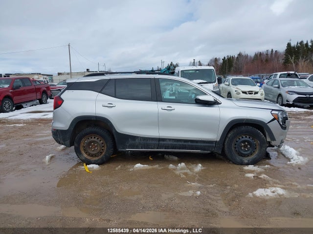 3GKALTEV3NL117555 GMC Terrain Sle