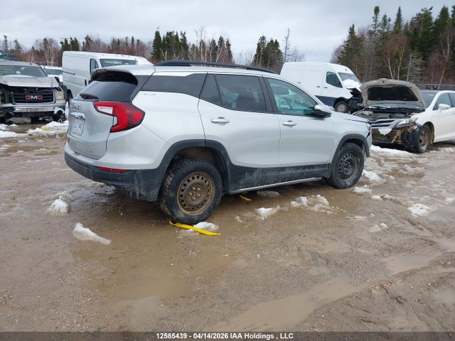 3GKALTEV3NL117555 GMC Terrain Sle