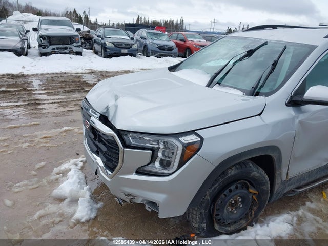 3GKALTEV3NL117555 GMC Terrain Sle