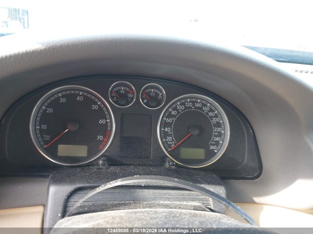 2004 Volkswagen Passat Gls 1.8t მანქანა იყიდება აუქციონზე, vin: WVWPD23B74P327987, აუქციონის ნომერი: 12489088