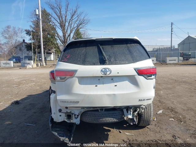 5TDJKRFH0FS220101 Toyota Highlander Xle