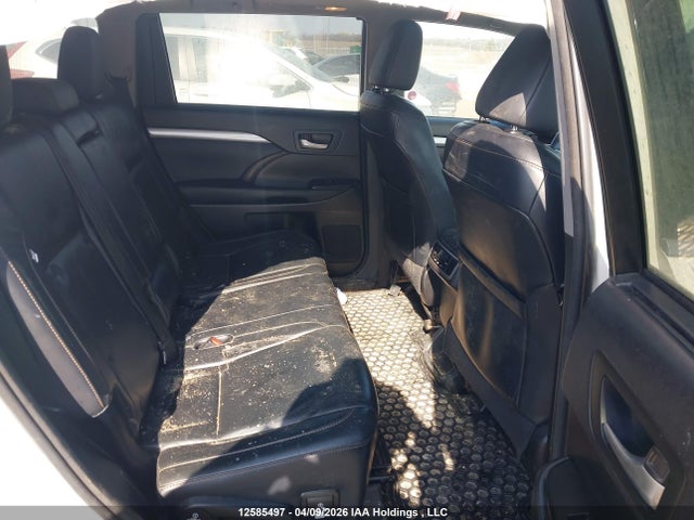 5TDJKRFH0FS220101 Toyota Highlander Xle