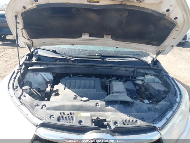 5TDJKRFH0FS220101 Toyota Highlander Xle