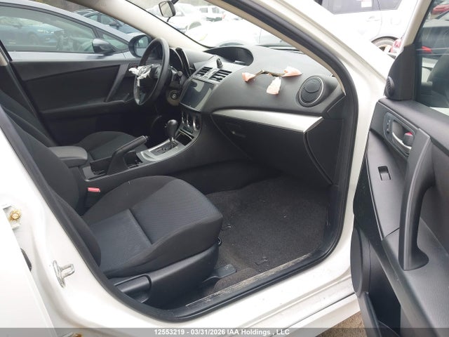 2011 Mazda Mazda3 Gs მანქანა იყიდება აუქციონზე, vin: JM1BL1L52B1447830, აუქციონის ნომერი: 12553219