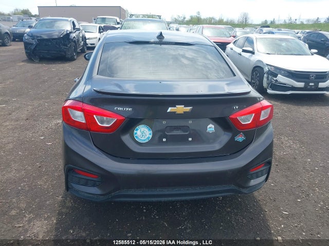 1G1BE5SM4H7260811 Chevrolet Cruze