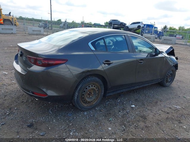 Продаж на аукціоні авто 2019 Mazda Mazda3, vin: JM1BPBCM1K1127996, номер лоту: 12585518