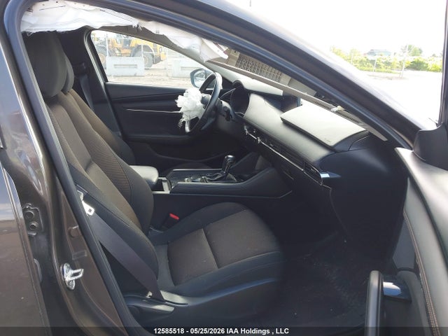 Продаж на аукціоні авто 2019 Mazda Mazda3, vin: JM1BPBCM1K1127996, номер лоту: 12585518