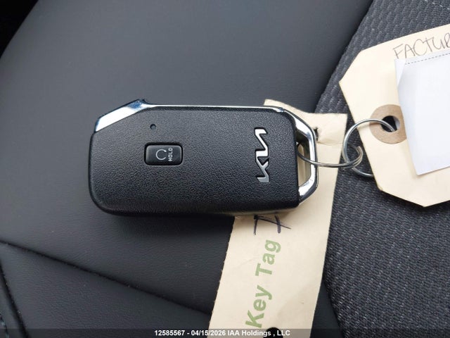 KIA Niro 2025 KNDCR3LE4S5306507 Image 11