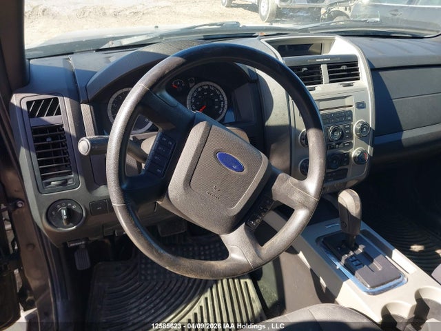 12585623 :رقم المزاد ، 1FMCU0D70BKB49892 vin ، 2011 Ford Escape Xlt مزاد بيع