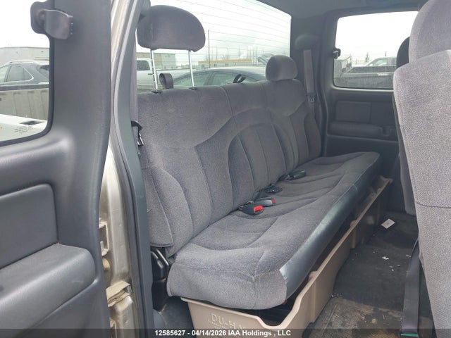 12585627 :رقم المزاد ، 2GTEK19T711403353 vin ، 2001 Gmc Sierra 1500 Sl/sle/slt مزاد بيع