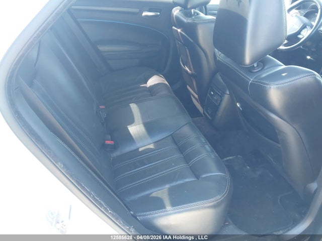 2016 Chrysler 300 S მანქანა იყიდება აუქციონზე, vin: 2C3CCABG3GH164101, აუქციონის ნომერი: 12585628